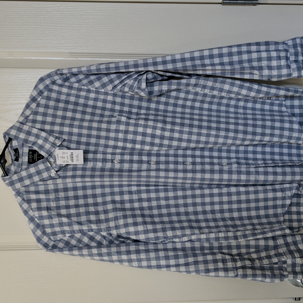 🌺 Buy Any 2 get 1 FREE! New. J. Crew LS button down.